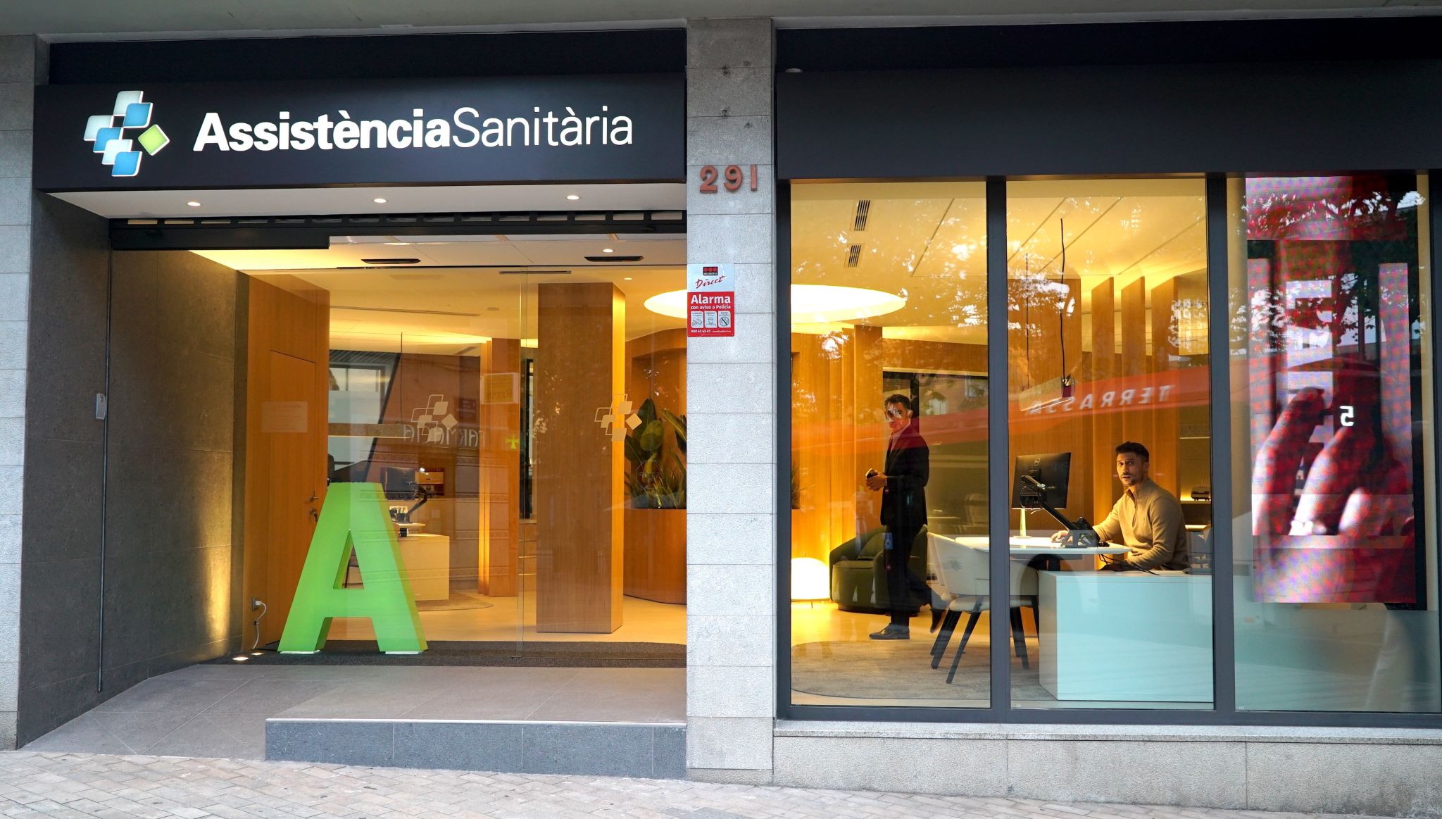 Alotark diseña las nuevas oficinas de Assistència Sanitària