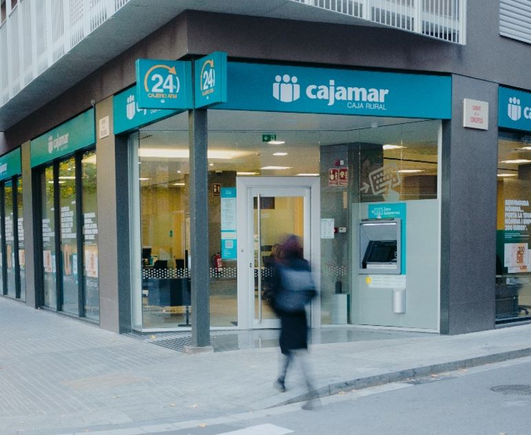 Cajamar reforma sucursales