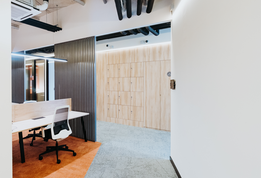 Coworking Ingeni: un espacio flexible diseñado por Alotark que fomenta colaboración y bienestar