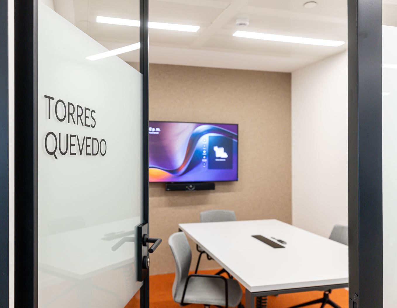 alotark-sii-group-diseno-corporativo-oficinas-los-cubos.jpg