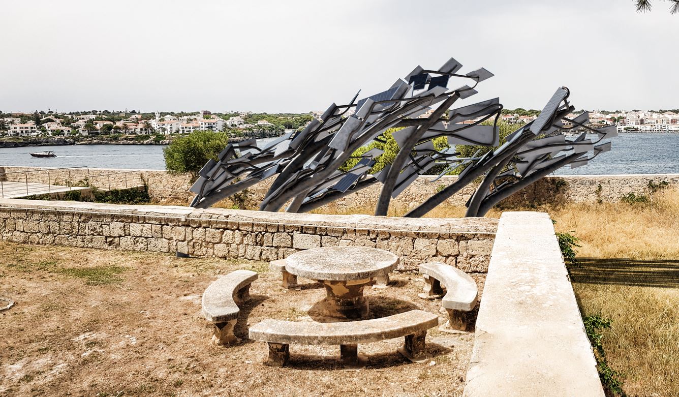 pérgolas fotovoltaicas en Llatzaret (Maó)