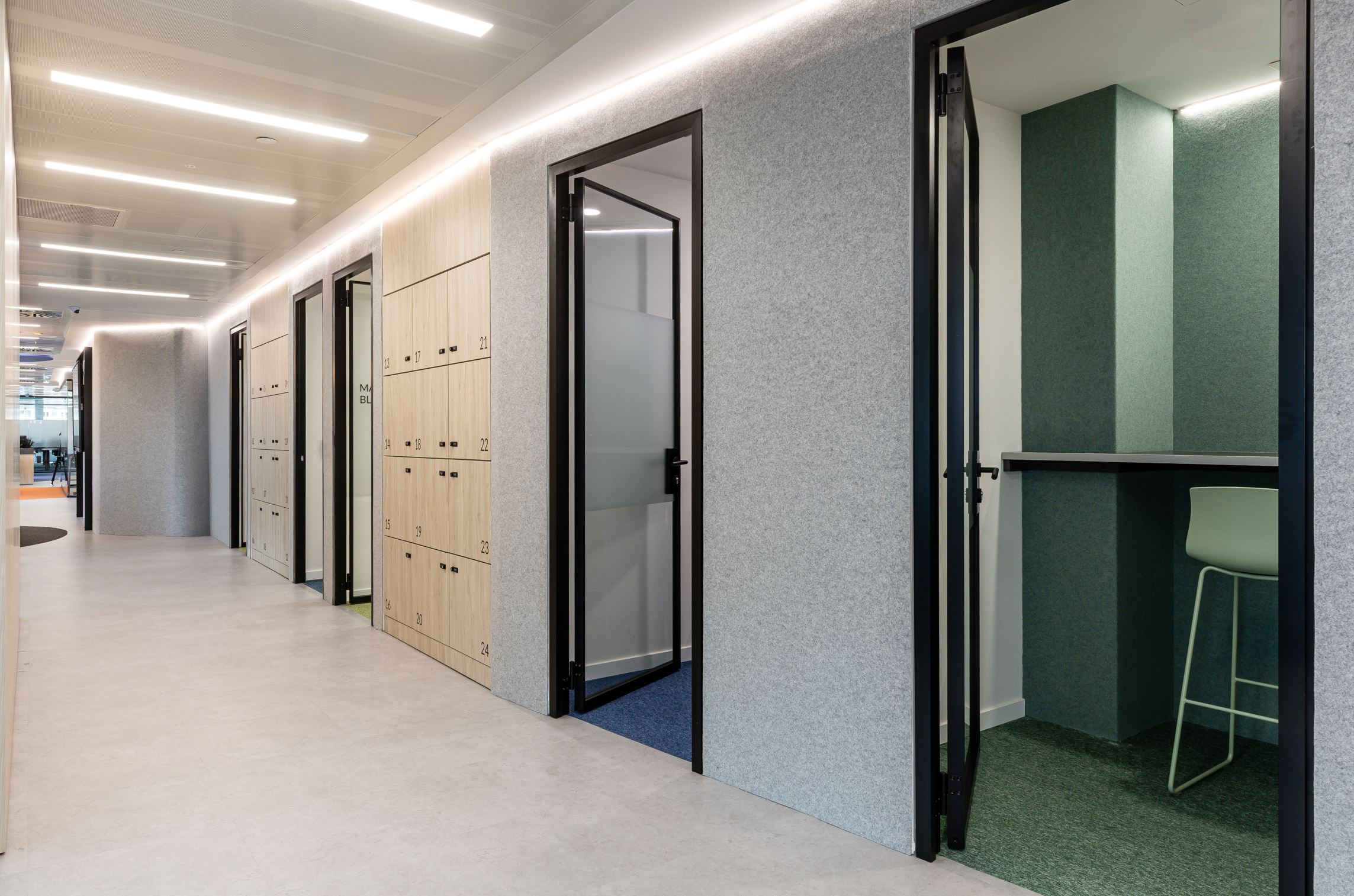 alotark-sii-group-diseno-corporativo-oficinas-los-cubos.jpg